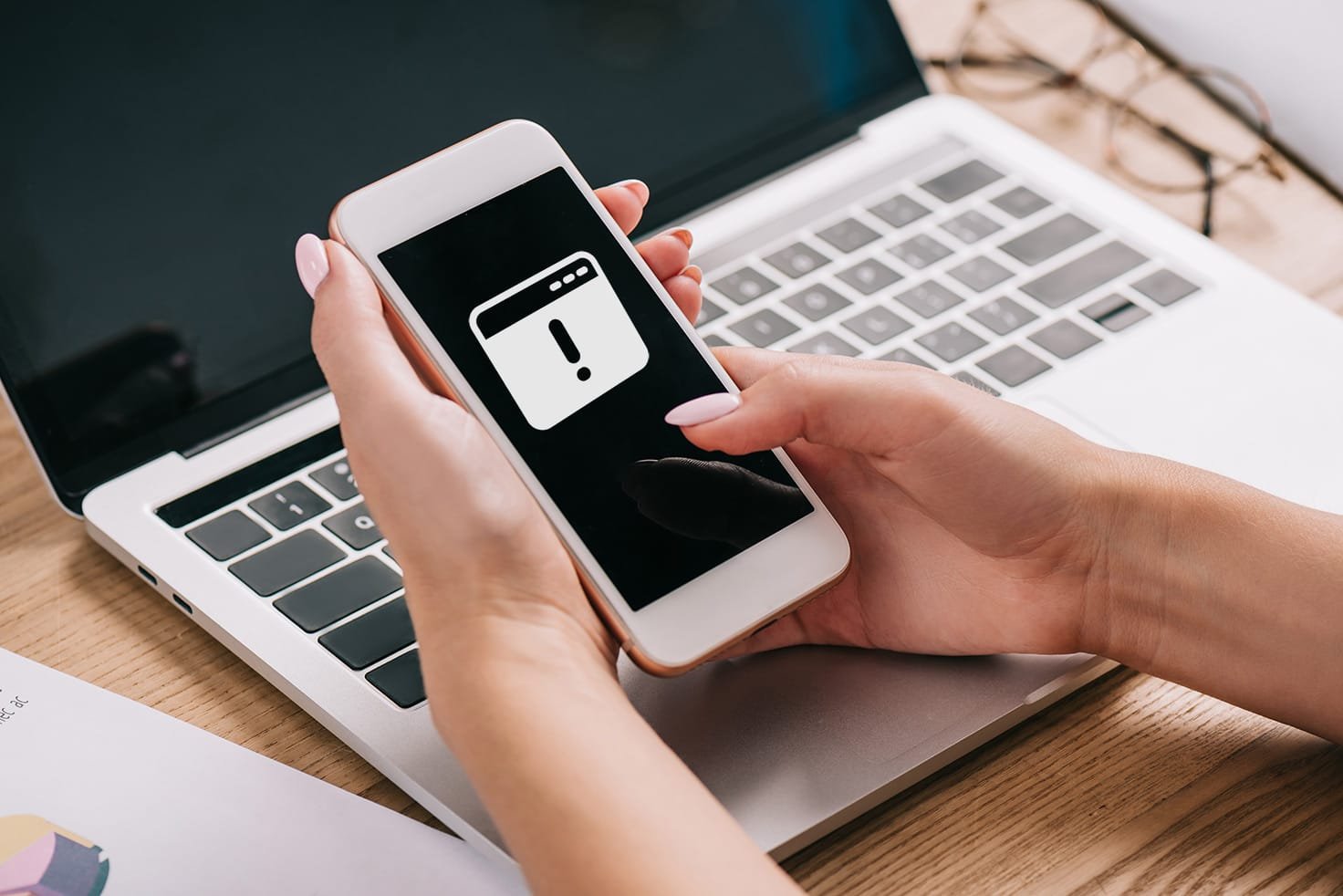 ⚠️ No son mensajes ni llamadas: la nueva estafa virtual que puede vaciarte las cuentas bancarias