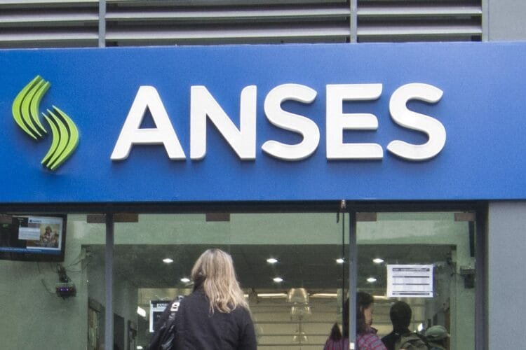 🍼 ANSES: requisitos para acceder a la Asignación por Nacimiento en abril 2025
