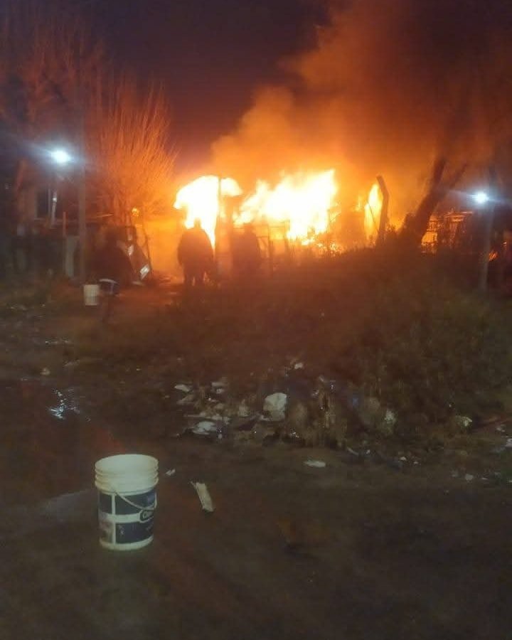 La Matanza solidaria: una familia lo perdió todo en un incendio en Laferrere y necesita ayuda urgente